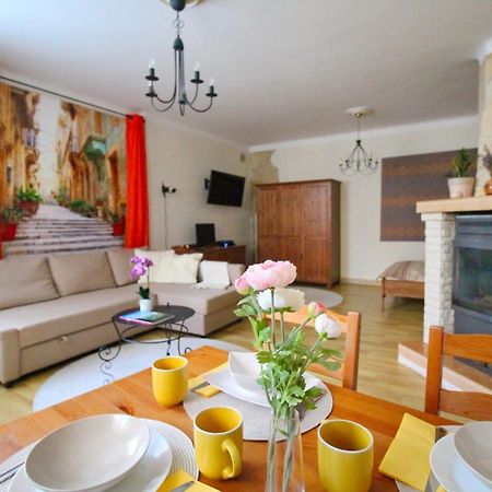 Cosy Castle Apartment Boedapest Buitenkant foto
