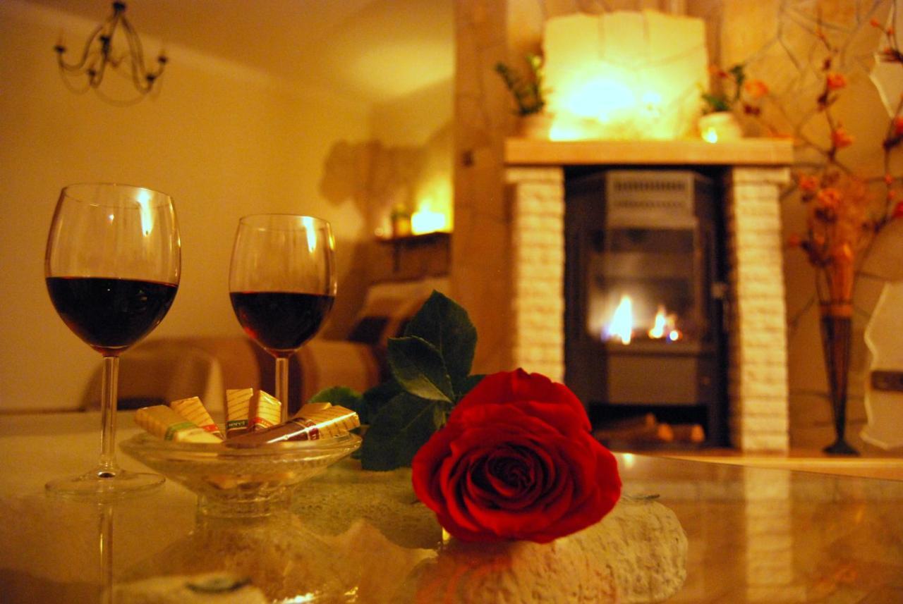Cosy Castle Apartment Boedapest Buitenkant foto